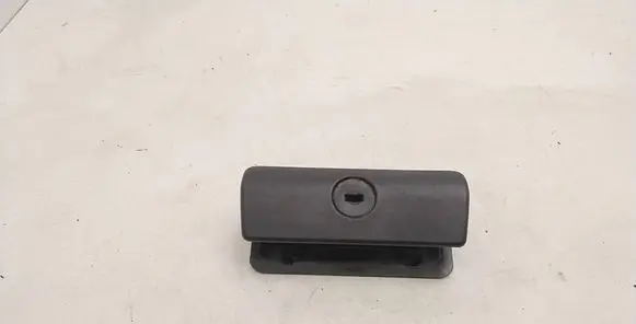 BMW 3 E46 Glove box handle