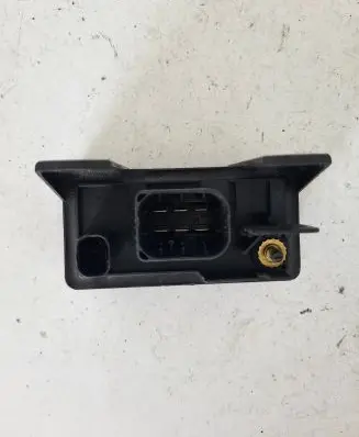 Mercedes-Benz E W211 Glow plug pre-heat relay
