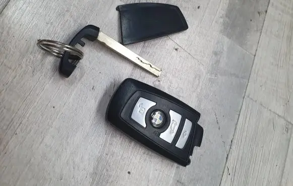 Ignition key/card