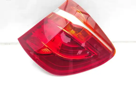 BMW X3 E83 Rear/tail lights 7217312