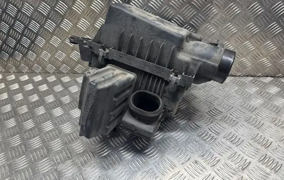 Nissan Navara D23 Air filter box 1173104S01