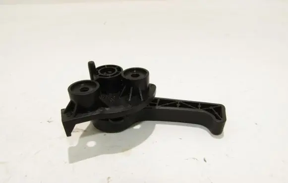 Hyundai i30 Engine bonnet (hood) release handle kodo
