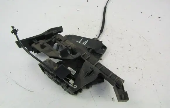 Ford Focus C-MAX Rear door lock 