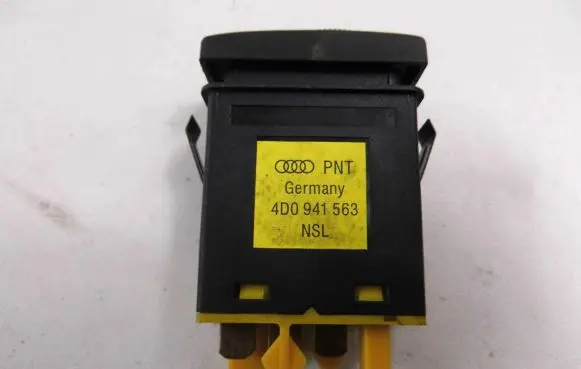 Audi A4 S4 B5 8D Other switches/knobs/shifts 4D0941563