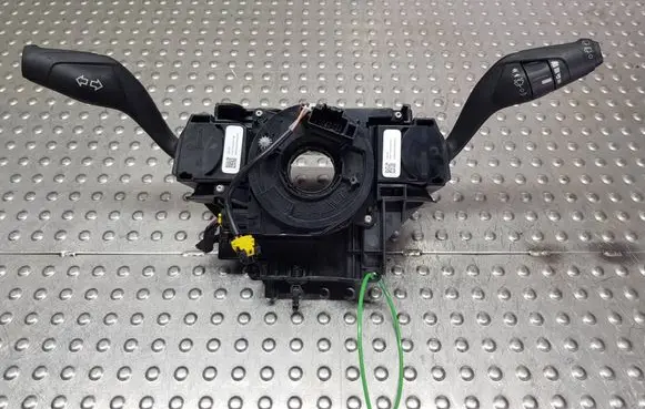 Ford Focus Wiper turn signal indicator stalk/switch S26371088 BV6T13N064AF