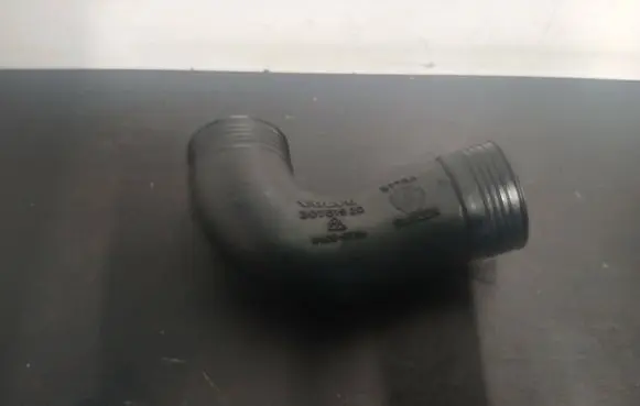 Volvo S60 Intercooler hose/pipe 30751920