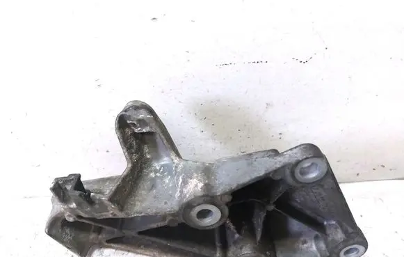 BMW 3 E92 E93 Engine mounting bracket 22116776529