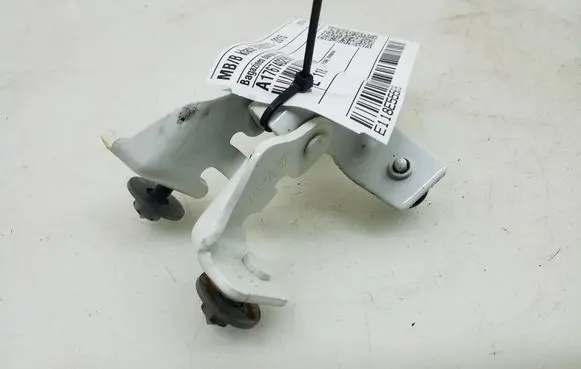 Mercedes-Benz B W246 W242 Tailgate/trunk/boot hinge A1767402900