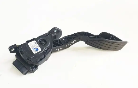 Suzuki SX4 S-Cross Accelerator throttle pedal