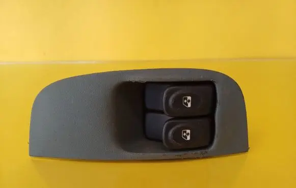 Renault Megane I Electric window control switch 838099D