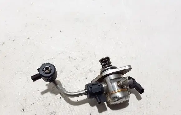 Renault Austral Fuel injection high pressure pump 166307520R