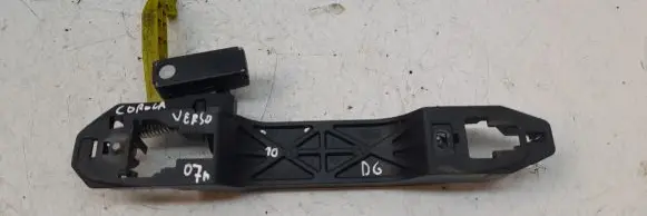 Toyota Corolla Verso AR10 Rear door exterior handle/bracket 242304