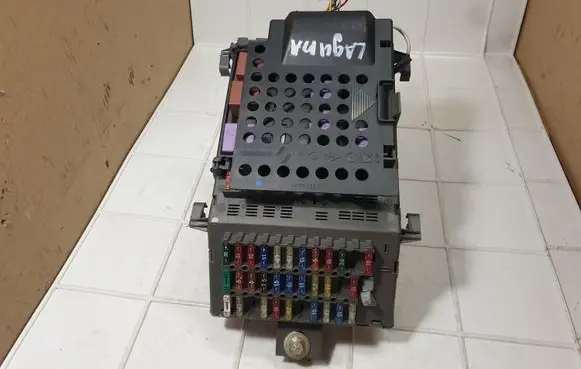 Renault Laguna I Fuse box set 7700821586