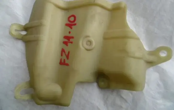 Renault Talisman ABS pump bracket 476935189R