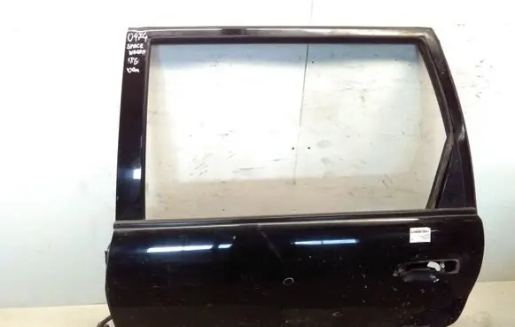 Mitsubishi Space Wagon Rear door