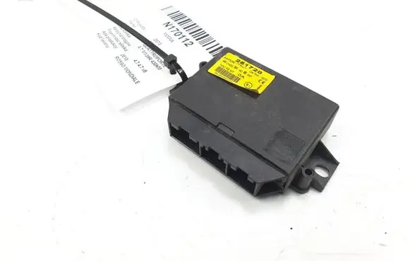 Maserati Quattroporte Parking PDC control unit/module 251728 AAP0060 0012272970276