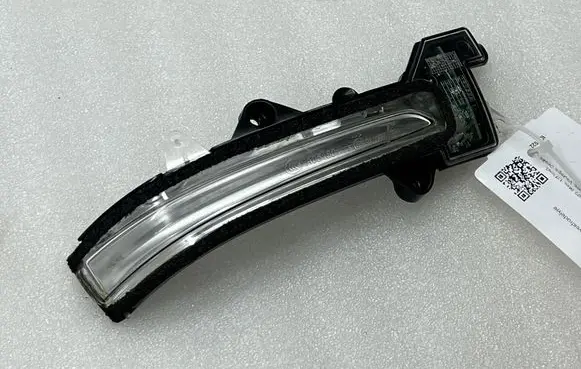 Suzuki Vitara (LY) Mirror indicator light 7101502 710150002