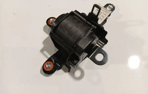 KIA Sportage Middle seatbelt (rear) 898503U200WK