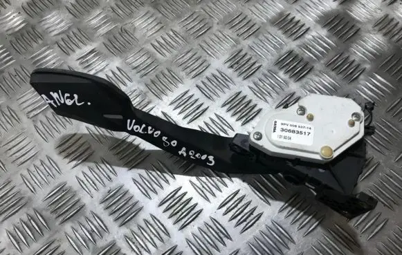 Volvo S80 Accelerator throttle pedal 30683517 6pv008537-14