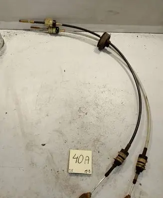 Opel Zafira A Gear shift cable linkage 90578381