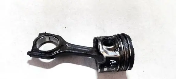 Citroen C3 Piston with connecting rod