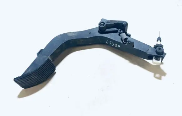 Mercedes-Benz ML W163 Accelerator throttle pedal