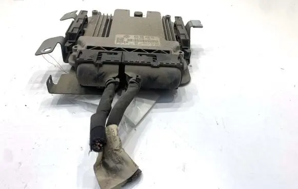 Volkswagen Touran I Engine control unit/module ECU
