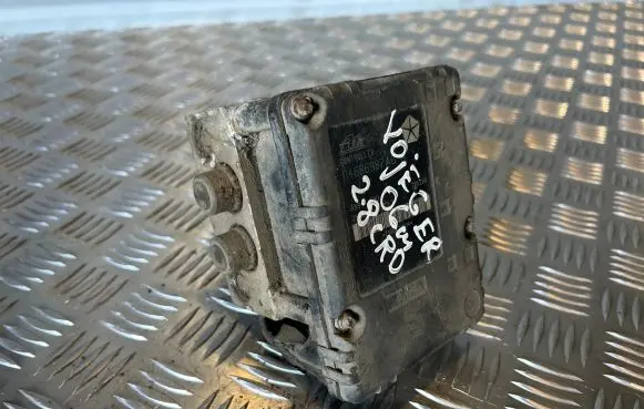 Chrysler Voyager ABS Pump 04686987ag