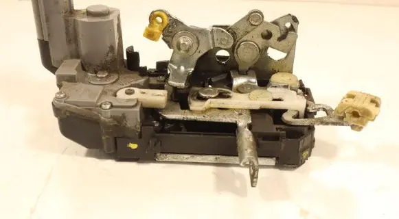 Fiat Linea Front door lock