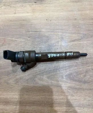 BMW X3 F25 Fuel injector 0445110617