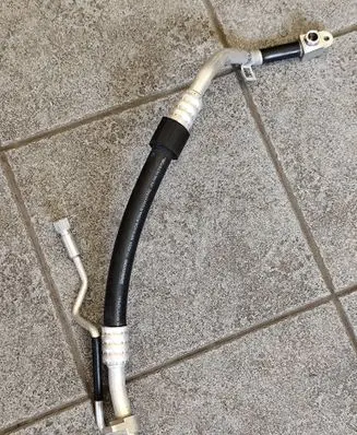 Audi A5 Air conditioning (A/C) pipe/hose 8W1816740