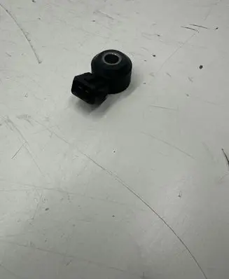 BMW 7 F01 F02 F03 F04 Detonation knock sensor 7598861