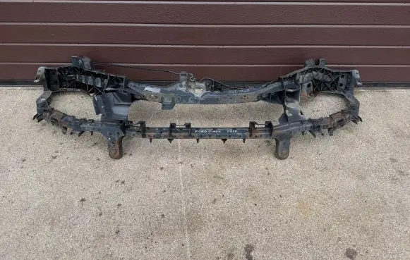 Ford C-MAX I Radiator support slam panel 3M518B041