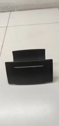 Skoda Octavia Mk2 (1Z) Glove box central console