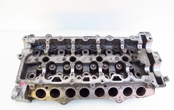 Volvo S60 Engine head 31401431
