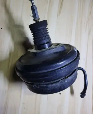 Audi A6 S6 C5 4B Brake booster 4B3612105