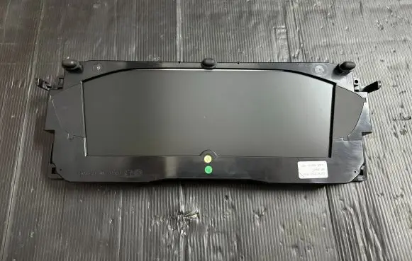 Peugeot 508 Speedometer (instrument cluster) 9831757780