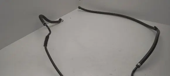 Coolant pipe/hose