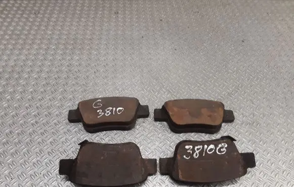 Toyota Corolla Verso AR10 Brake pads (rear) 