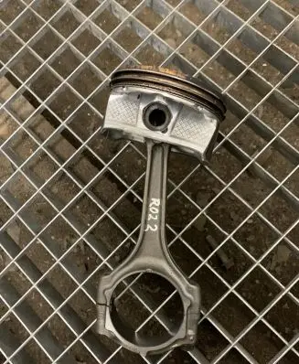 Dodge Challenger Piston 