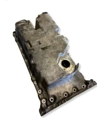 Volvo XC70 Oil sump 30713677A