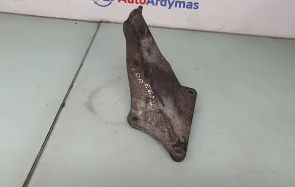 BMW 7 E65 E66 Engine mounting bracket 6754616 22116754616