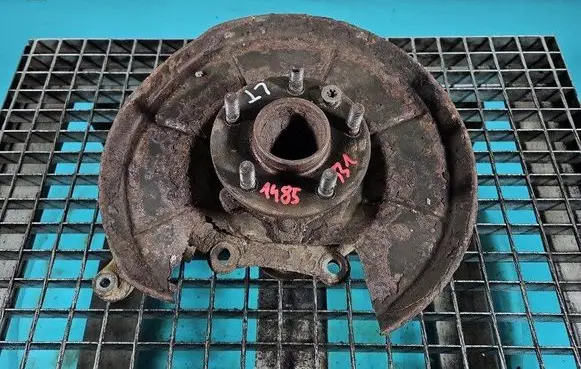 Ford Kuga I Rear wheel bearing hub IMPRK1485931
