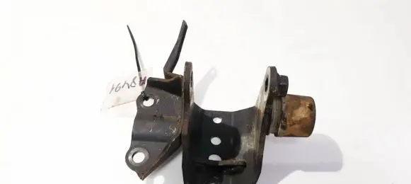 Toyota Corolla E140 E150 Engine mounting bracket