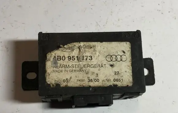 Audi A6 S6 C5 4B Alarm control unit/module 4B0951173 748010101