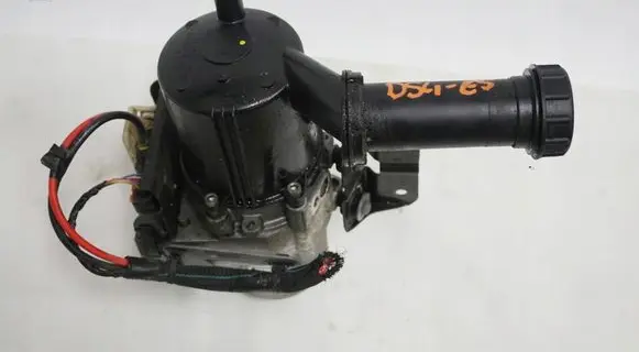 Citroen DS4 Power steering pump 9676740380