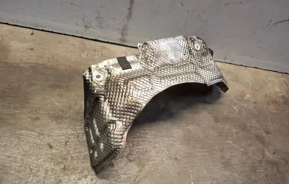 Volvo V60 Exhaust heat shield 31658185