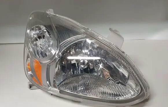 Toyota Yaris Headlight/headlamp 8113052300