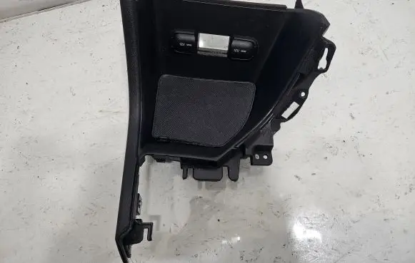 KIA Sportage Other center console (tunnel) element 84681F1200