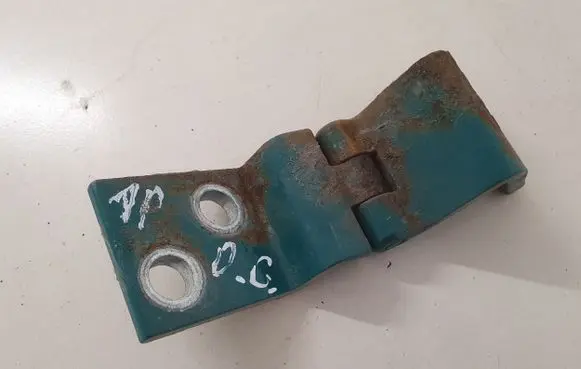 Volkswagen Transporter - Caravelle T5 Rear door lower hinge